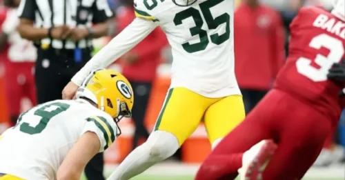 GREEN BAY'S SECRET WEAPON IS OFFICIALLY LOCKED IN! That RECORD-BREAKING 61-Yard Leg is Back and Ready to UNLEASH HELL on the NFL!