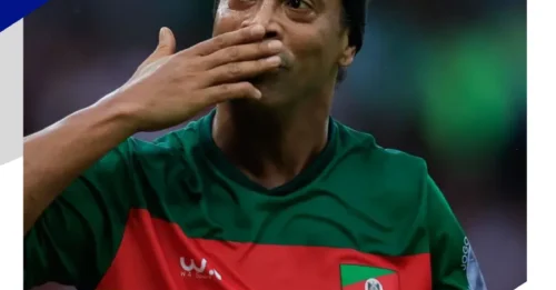 Ronaldinho DROPS A BOMBSHELL, Sends 14-Word Message to Estevao Ahead of huge Arsenal game