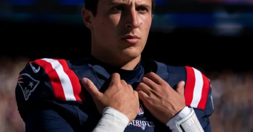 A KNIFE IN THE BACK! Tommy DeVito just stabbed Giants fans in the back before clash with Patriots