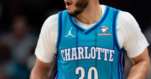 FROM DURHAM TO DUB NATION: Seth Curry Chooses His Warriors Jersey Number in Long-Awaited Signing — and It's a PERFECT SPLASH for a Bay Area Sharp-Shooter.