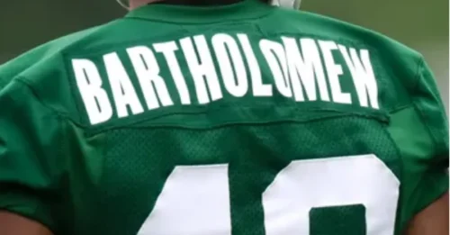 ROSTER CHAOS IN GREEN BAY! Two Out, One In - Herring and Woods II are cut, making immediate room for an undrafted free agent cornerback snatched from the Jets.