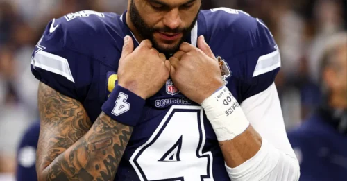 BREAKING: Cowboys just made Eagles' NFC playoff picture much clearer with Week 14 fumble