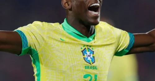 I'M COMING! £31M BRAZIL STAR'S ARSENAL DREAM REVEALED: Explosive interview lays transfer desire bare.