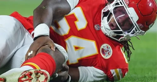 CHIEFS' O-LINE CRACKING! THE TRAGEDY CONTINUES! Wanya Morris goes down, Chiefs face the real NIGHTMARE in the matchup against the Texans.