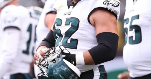 MNF ANALYSTS JUST DROPPED A PHILLY BLOCKBUSTER! The Eagles' Fix for Their Broken O-Line is a Face You'd Never Expect. This is Absolute Fire.