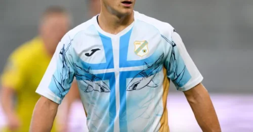 ARSENAL EYES £7.8M ATTACKER SNARE as Premier League Rivals Circle in Heated Transfer Scramble.