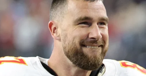 THE END IN KANSAS CITY. A Chiefs Dynasty's Heartbeat is Facing a Sudden, Shocking Stop... And Kelce's Departure Is Now COMPLETELY INESCAPABLE.