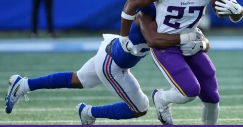 MINNESOTA DROPS A BOMBSHELL: Latest Jordan Mason injury updates after exiting Vikings' game vs. Giants