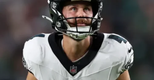 CODE RED IN PHILADELPHIA! Nick Sirianni makes Jake Elliott announcement ahead of Eagles vs. Bills matchup as fans hold their breath before the playoffs.