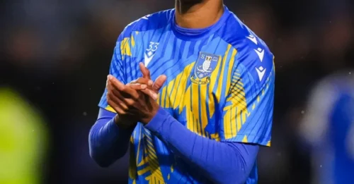 IT'S HAPPENING! THE PRODIGY'S DESTINY IS SEALED! Man Utd and Liverpool OFFICIALLY ignite a transfer WAR for the £450k wonderkid, a move that will SHOCK English football!