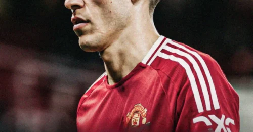 FROM RECORD SIGNING TO LAUGHING STOCK! United's £60M Man Is A Midfield BLACK HOLE Draining The Team's Hope!