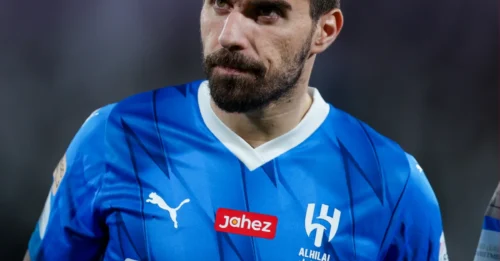 ARSENAL'S MIDFIELD JUST GOT SCARIER! Arsenal have just been offered a chance to sign ‘world-class’ midfielder after Declan Rice’s injury