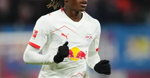 IT'S ON! ARSENAL DECLARE TRANSFER WAR WITH UNITED. The £86m battle is OFFICIALLY underway, and the teenager at the center of it all is about to make history.