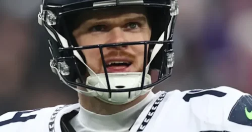 SEATTLE DROP A BOMBSHELL: Seahawks Get Surprising Sam Darnold Injury Update Just Days Before Playoffs