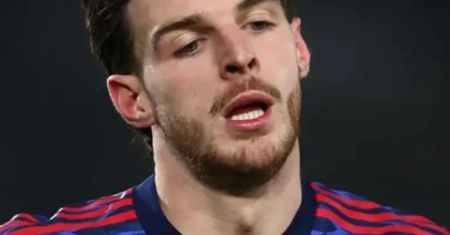 IT'S OVER! Arsenal LEGEND gets PUSHED out! They DARE to offer him a DISGRACEFUL contract – Now he MUST ESCAPE!