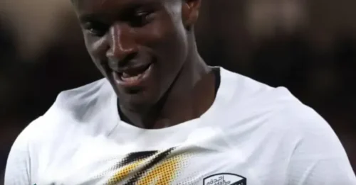 BREAKING IN ANFIELD! Liverpool ‘in close contact’ with ‘perfect’ €40m winger to replace Mo Salah as ‘intense bidding war’ looms
