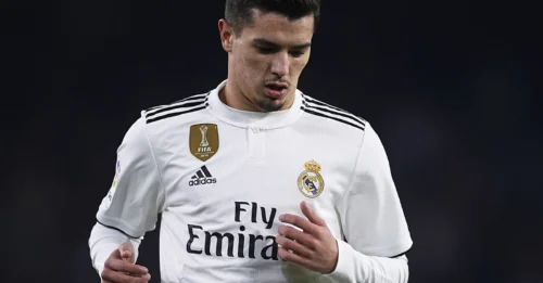 THE DEAL IS DONE! ARSENAL JUST STOLE A REAL MADRID STAR FOR €50 MILLION! A player with 1,009 minutes of ELITE experience is heading to the Emirates. This is ABSOLUTE MADNESS!