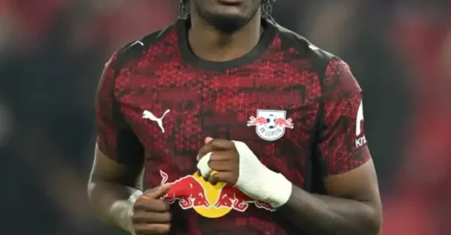 DREAM COME TRUE: Arsenal handed transfer boost as Bundesliga giants slash asking price for defensive target