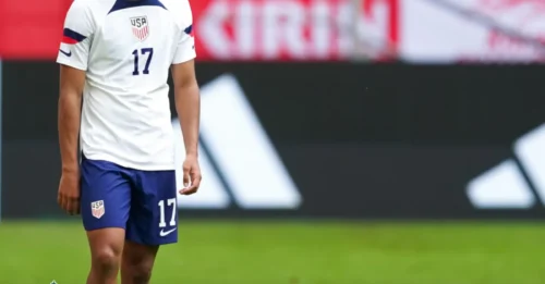 SHOCKING SOURCES: FSG is ALREADY reviewing Arne Slot’s position — and a MASSIVE £60m BID for a USA international is LOCKED AND LOADED!