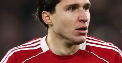 FIRST Arne Slot signing ALREADY BEGGING to LEAVE – and willing to SLASH his own paycheck to ESCAPE Anfield!