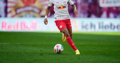 HE’S THE KEY: Liverpool Just Found Their £50m Left-Side Weapon to Unlock Alexander Isak – And Leipzig’s Nusa Is Coming for the Premier League’s Neck.